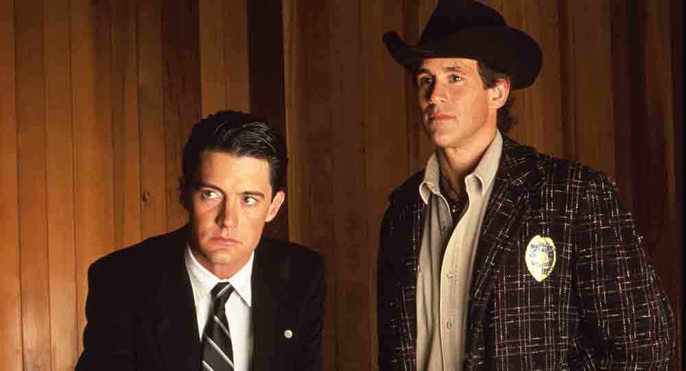Os dois personagens responsáveis pela investigação em Twin Peaks (Imagem: Reprodução/ABC)