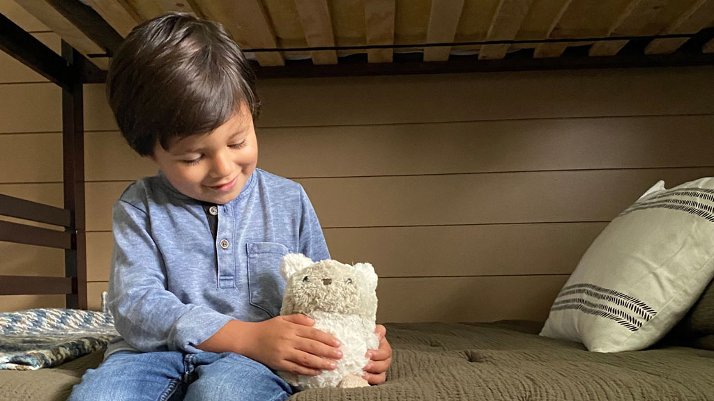 Purrble é um brinquedo que ajuda as crianças a se acalmarem em momentos de estresse e em outros contextos de sobrecarga emocional (Imagem: Reprodução/Sproutel)