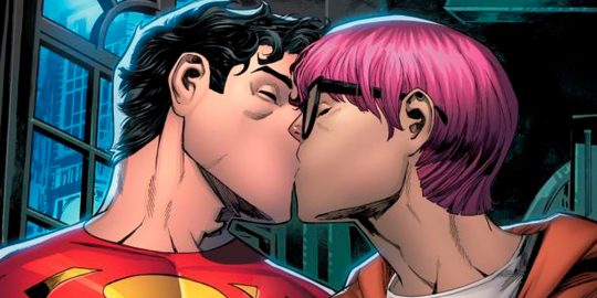 Superman bissexual