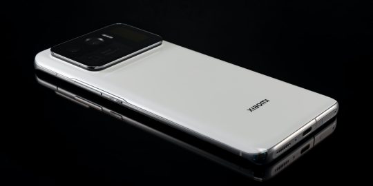 Estes são os celulares 5g da Xiaomi que estão disponíveis no Brasil (Imagem: Xingye Jiang/ Unsplash)